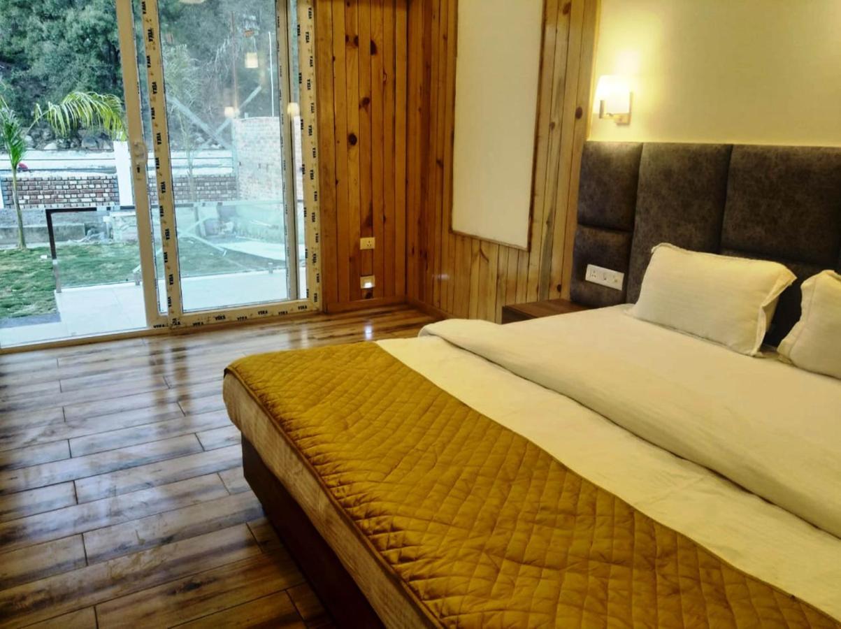 Qcent Woods Resort & Spa, Rishīkesh Exteriör bild