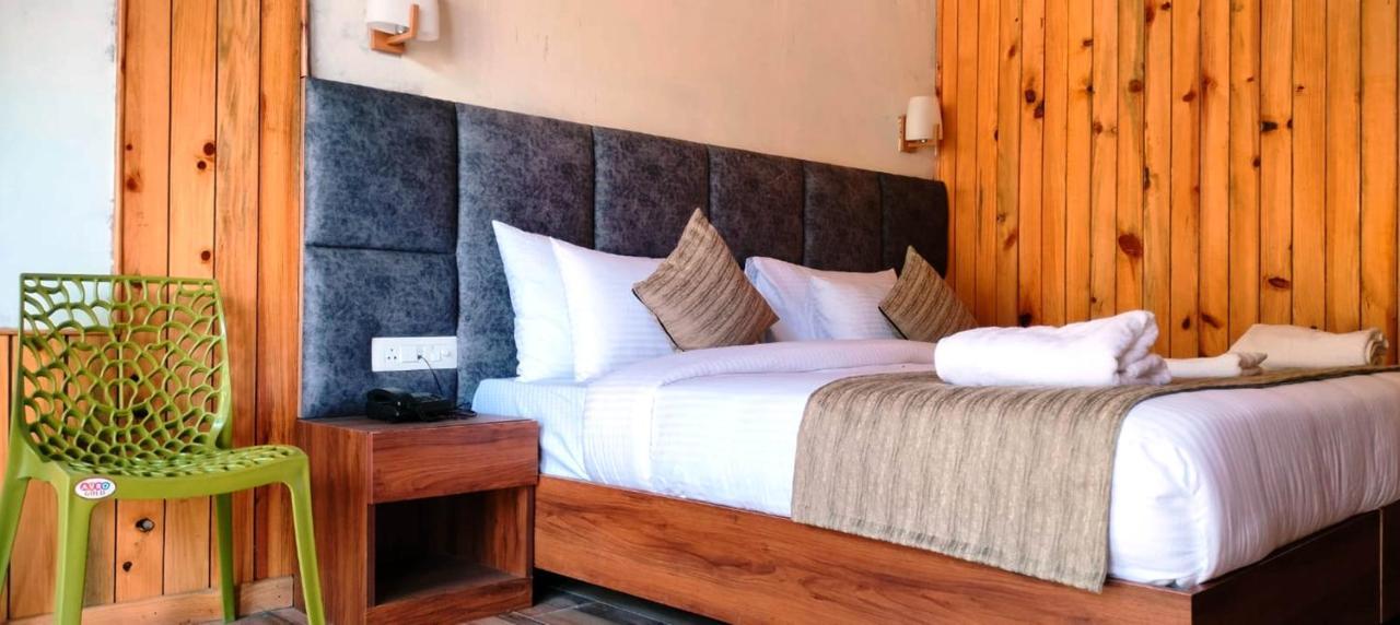Qcent Woods Resort & Spa, Rishīkesh Exteriör bild