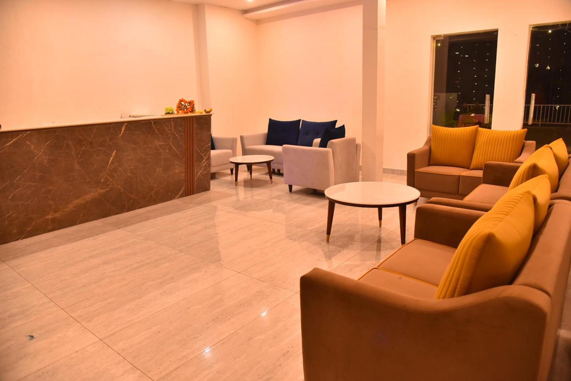 Qcent Woods Resort & Spa, Rishīkesh Exteriör bild